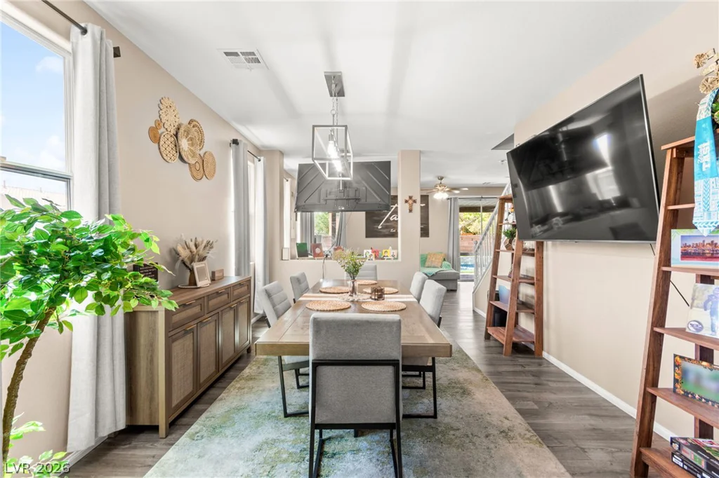 2305 Cockatoo, North Las Vegas, NV 89084