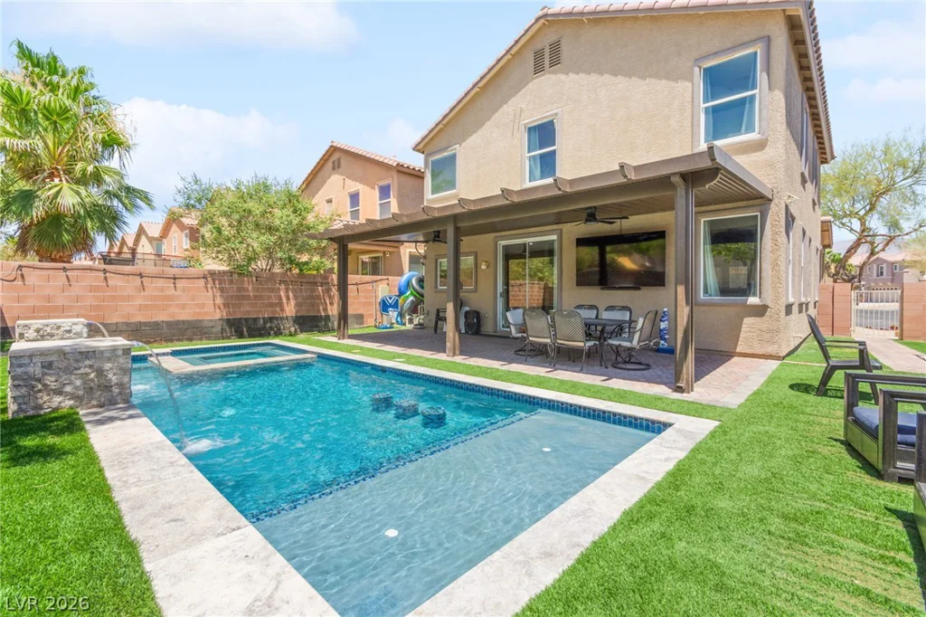2305 Cockatoo, North Las Vegas, NV 89084