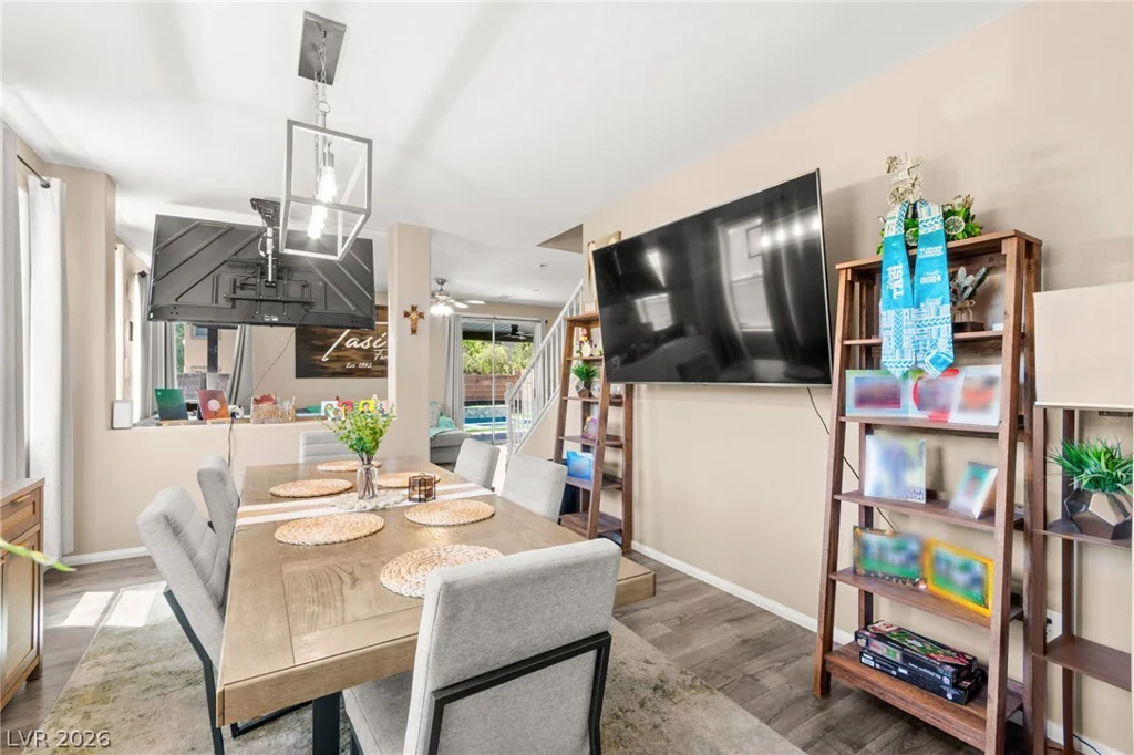 2305 Cockatoo, North Las Vegas, NV 89084