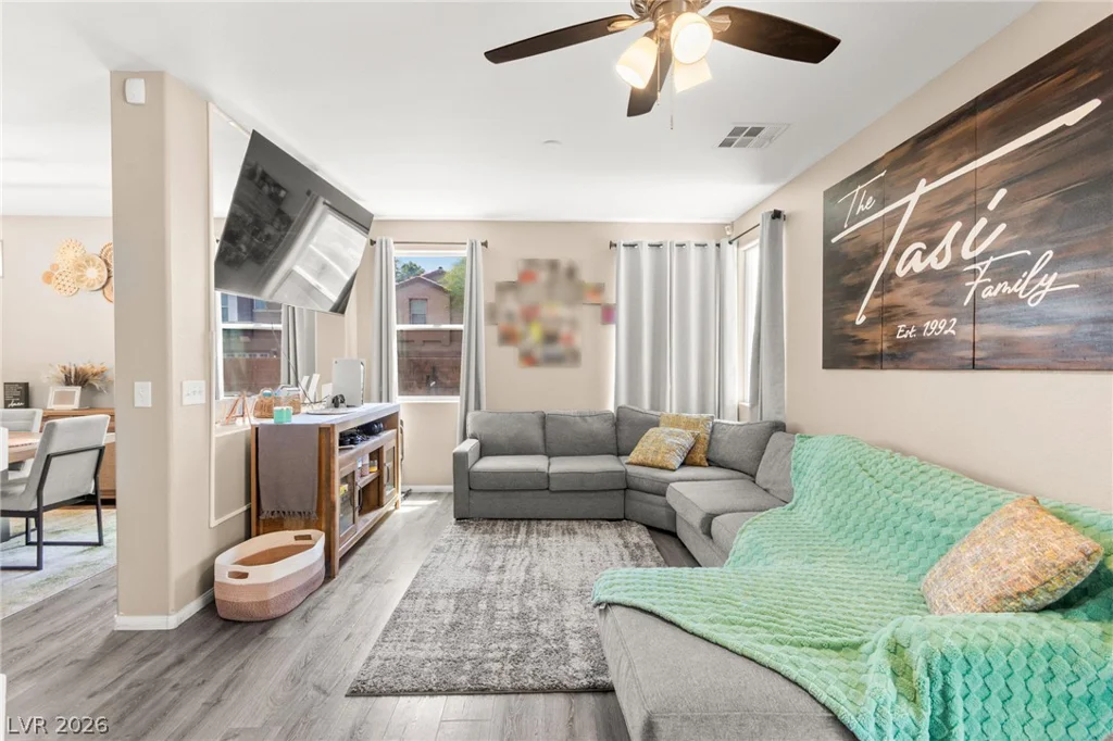 2305 Cockatoo, North Las Vegas, NV 89084