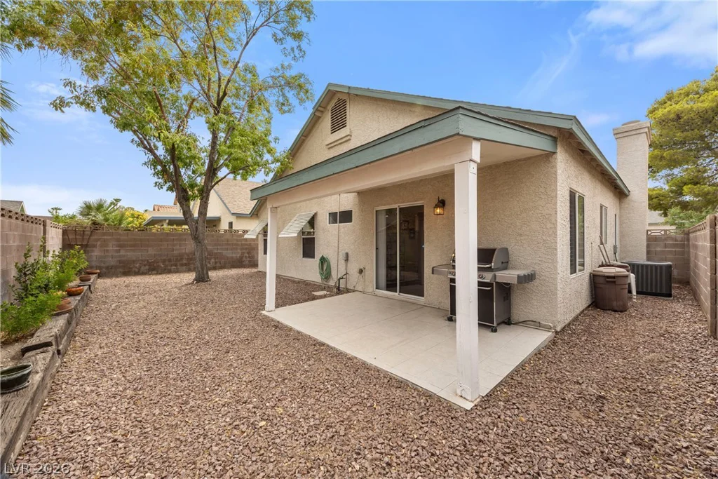 1208 Meridian Bay, Las Vegas, NV 89128