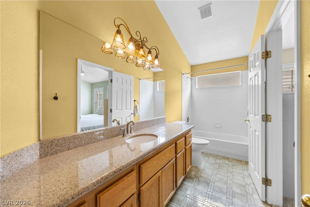 1208 Meridian Bay, Las Vegas, NV 89128