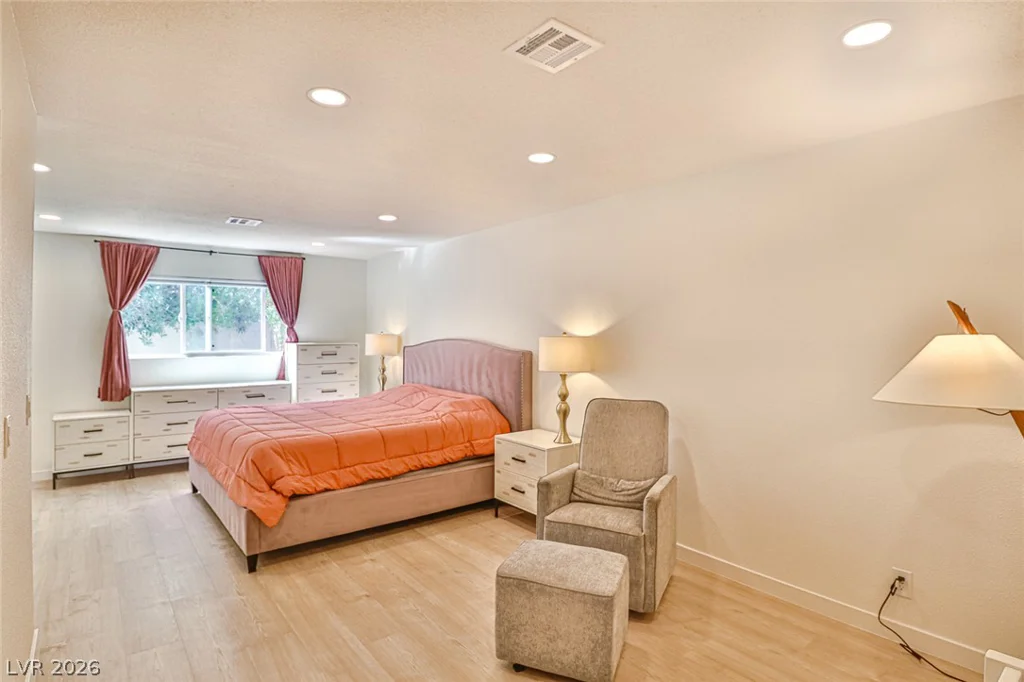 1605 Bryn Mawr, Las Vegas, NV 89102