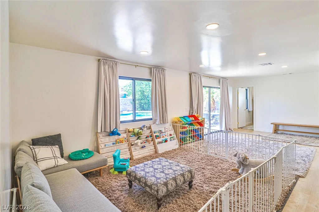 1605 Bryn Mawr, Las Vegas, NV 89102