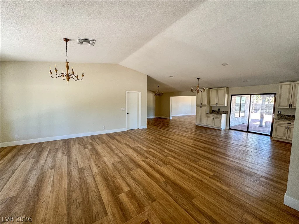 3360 Paso Andres, Las Vegas, NV 89146