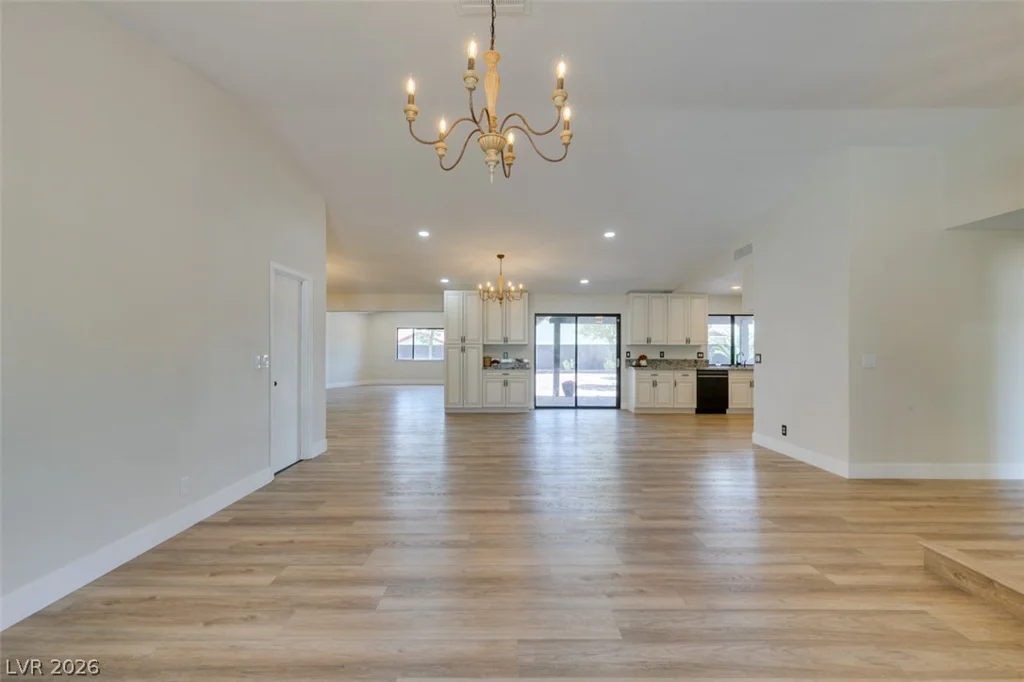 3360 Paso Andres, Las Vegas, NV 89146