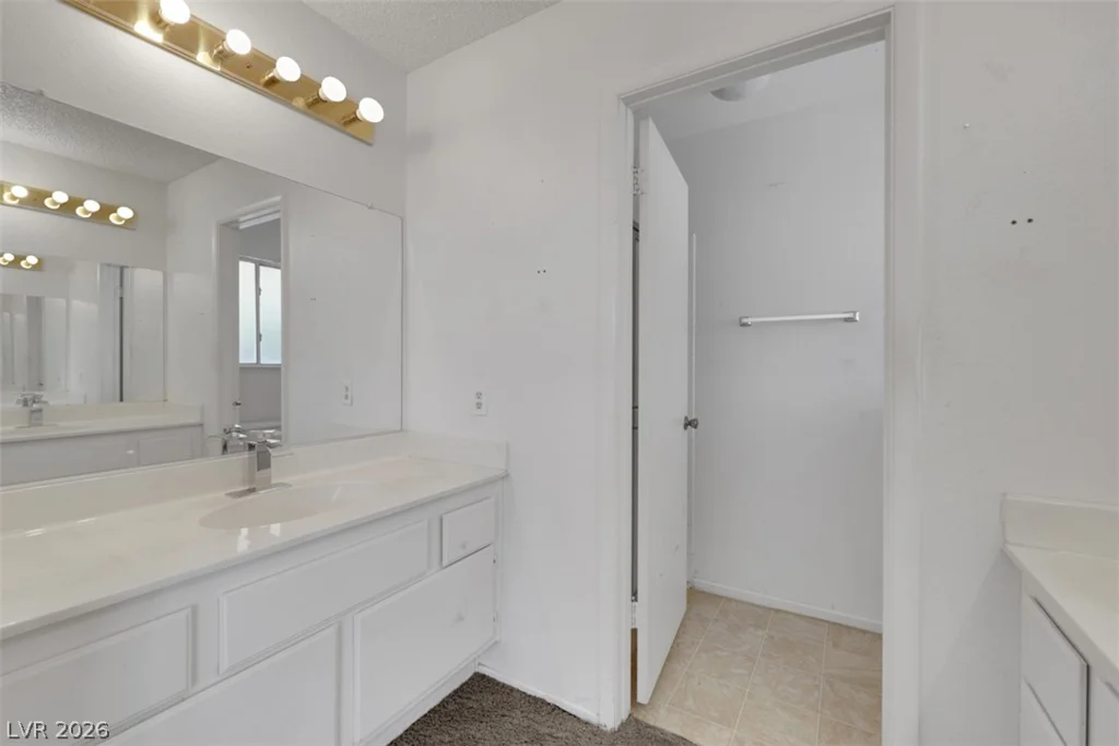 1707 Foxglove, Las Vegas, NV 89142