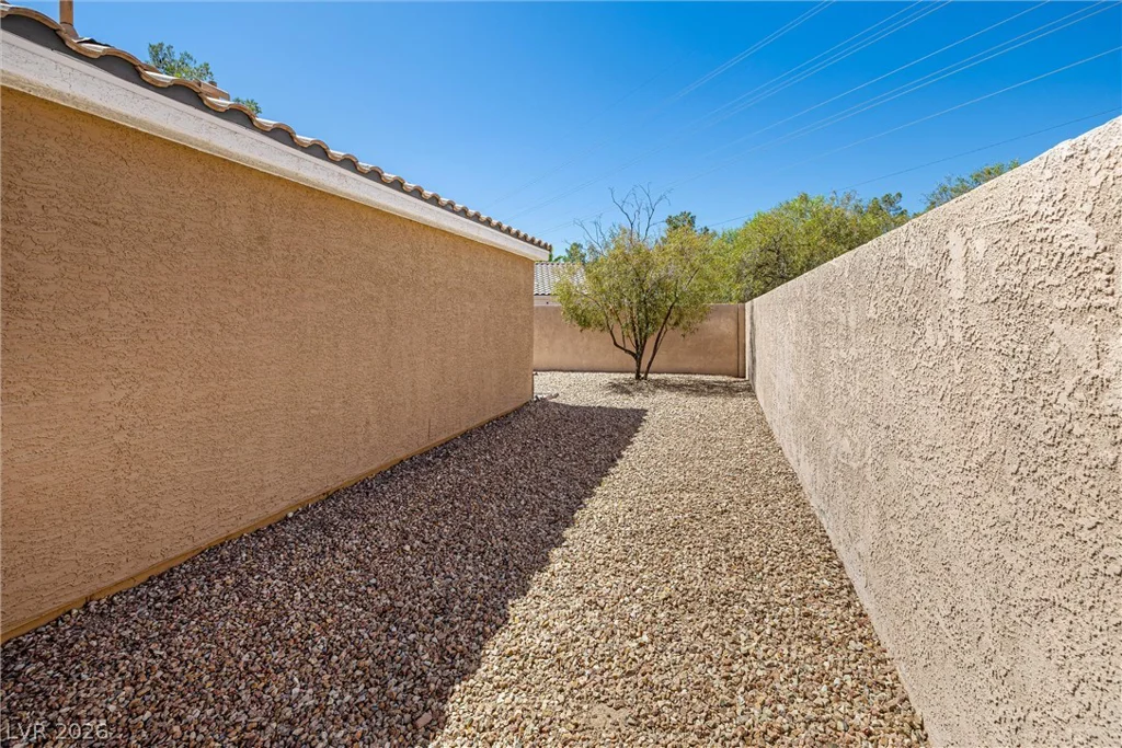 7857 Delhi, Las Vegas, NV 89129