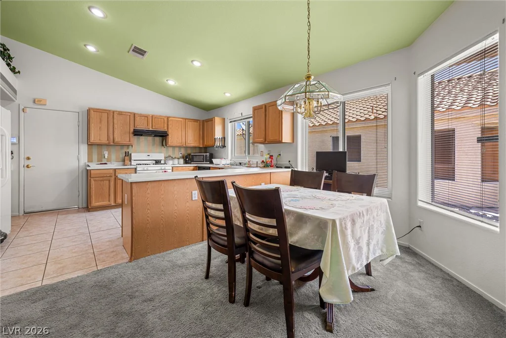 7857 Delhi, Las Vegas, NV 89129