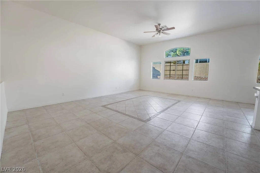 3317 Spinet, North Las Vegas, NV 89032