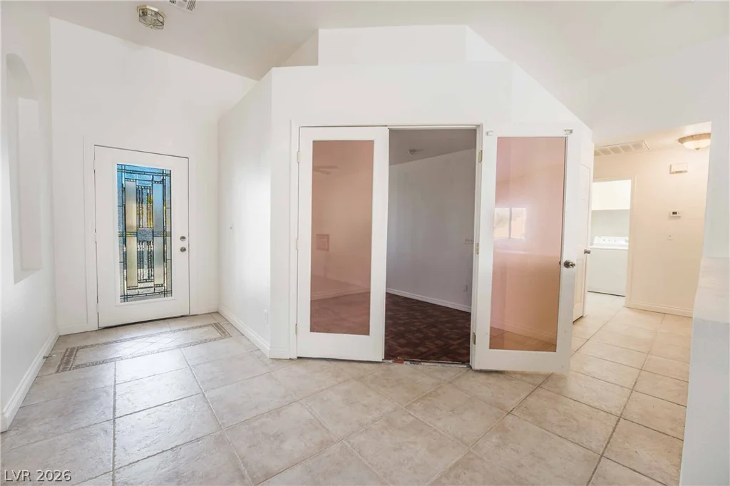 3317 Spinet, North Las Vegas, NV 89032