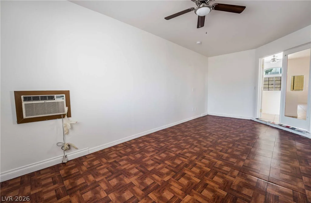 3317 Spinet, North Las Vegas, NV 89032