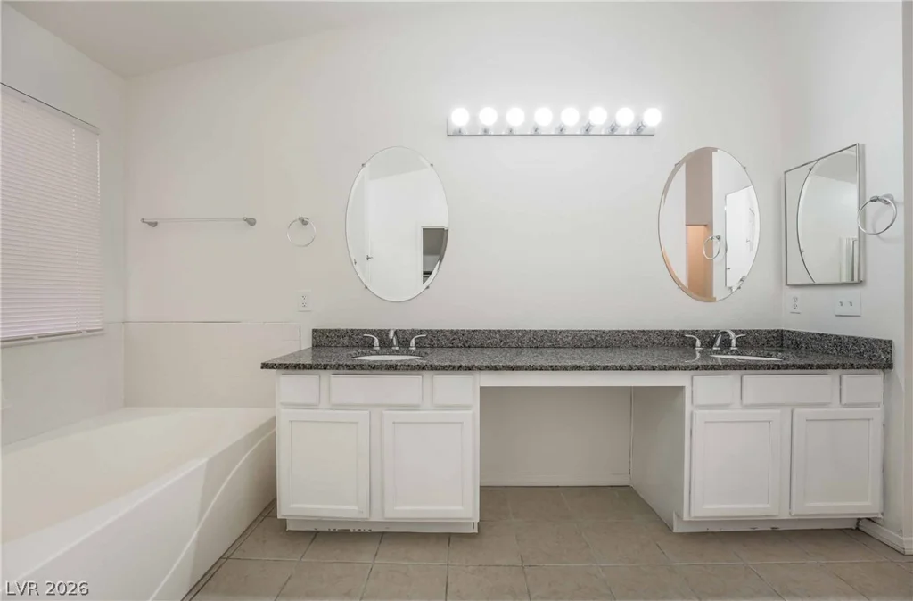 3317 Spinet, North Las Vegas, NV 89032