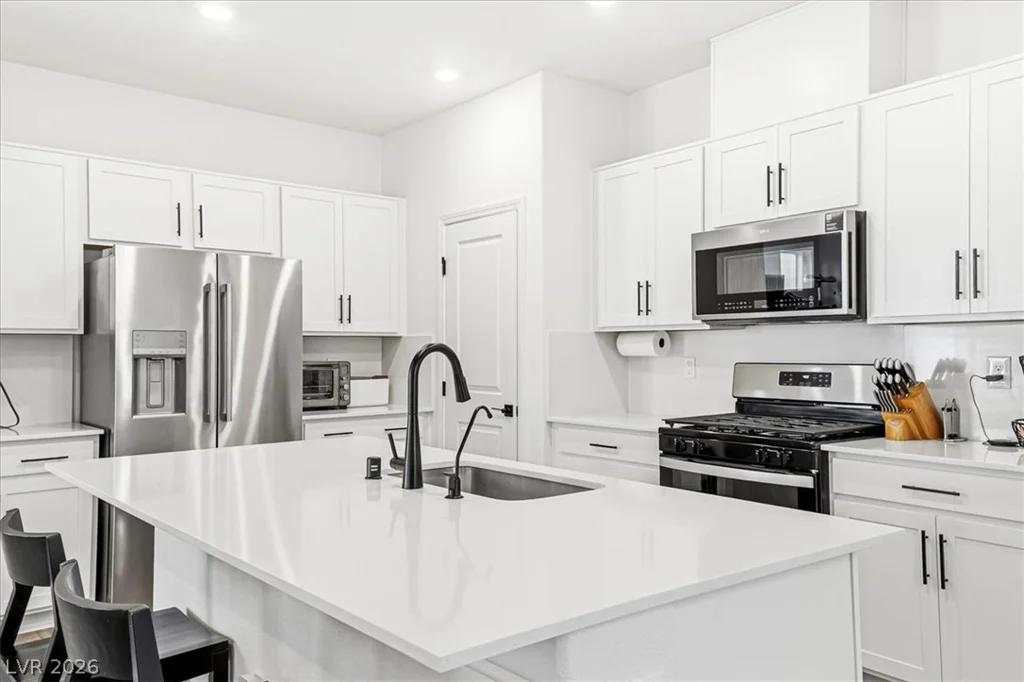 9170 Nostrand, Las Vegas, NV 89148