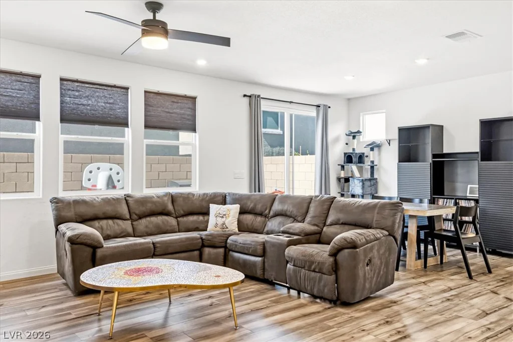 9170 Nostrand, Las Vegas, NV 89148