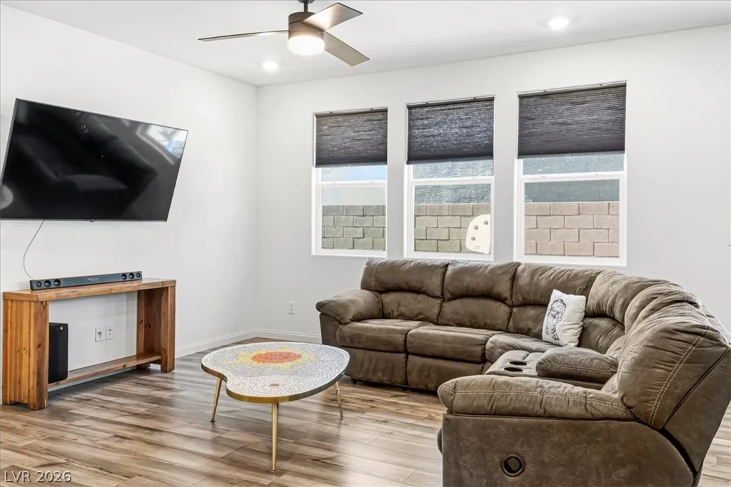 9170 Nostrand, Las Vegas, NV 89148