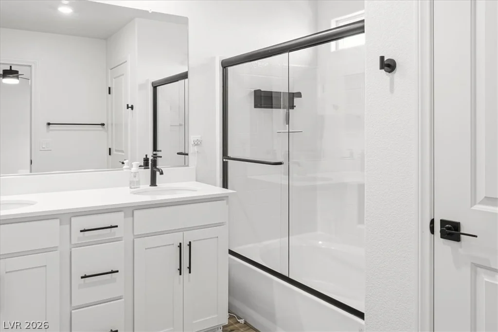 9170 Nostrand, Las Vegas, NV 89148