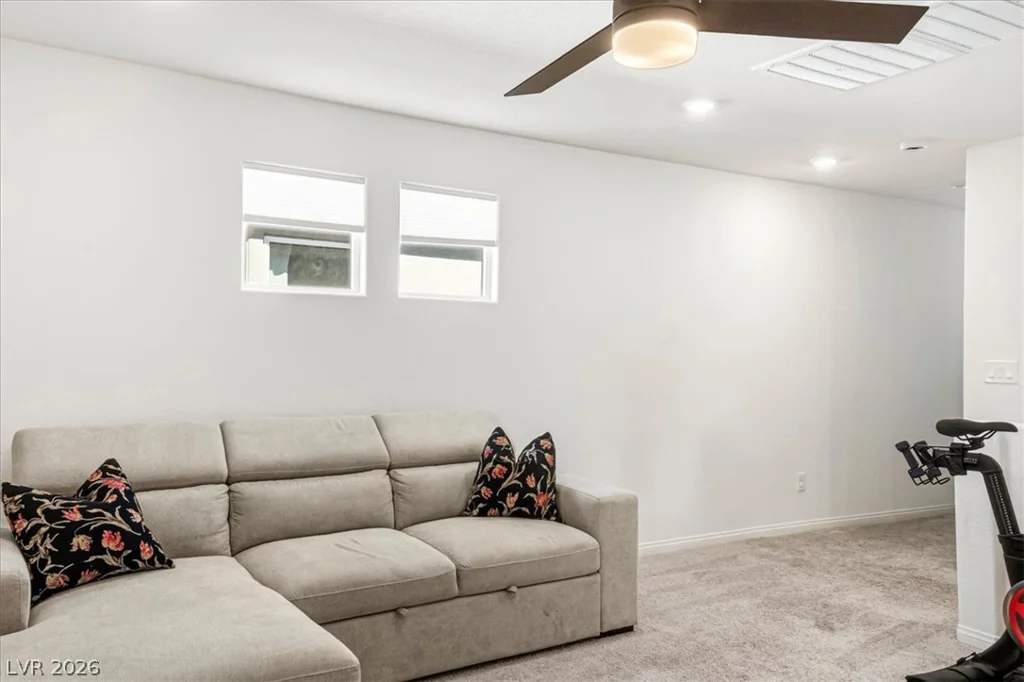 9170 Nostrand, Las Vegas, NV 89148