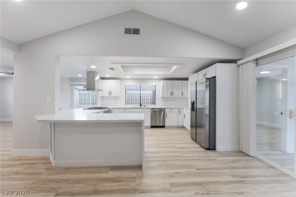 2550 Vegas Valley, Las Vegas, NV 89121