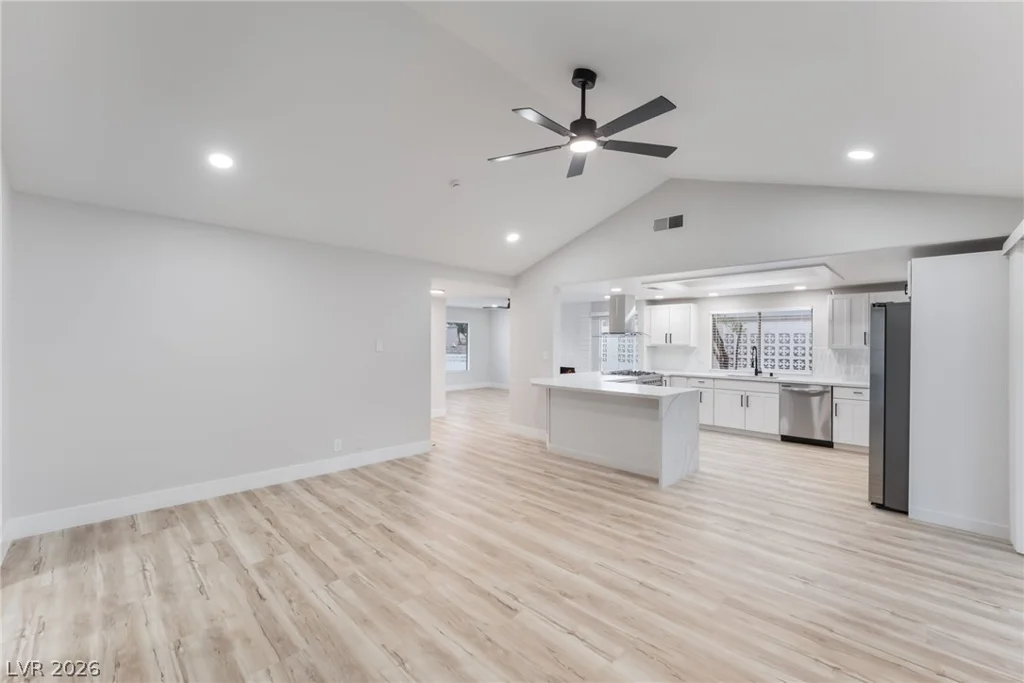 2550 Vegas Valley, Las Vegas, NV 89121