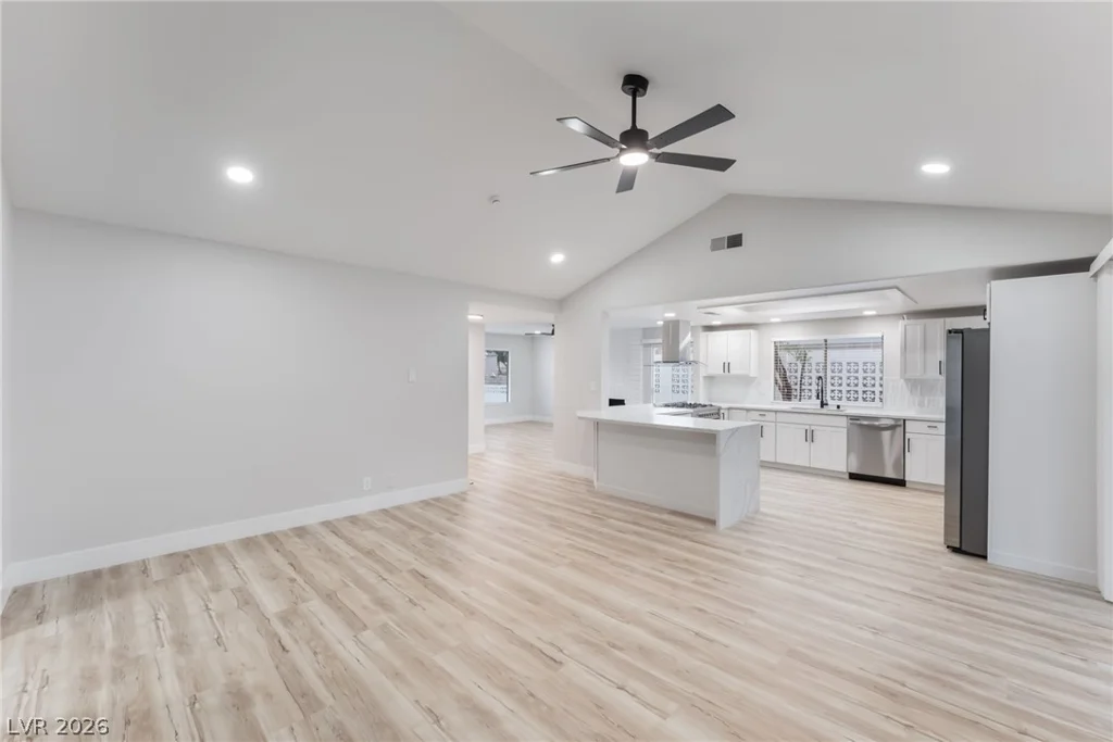 2550 Vegas Valley, Las Vegas, NV 89121