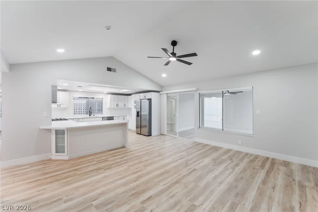 2550 Vegas Valley, Las Vegas, NV 89121