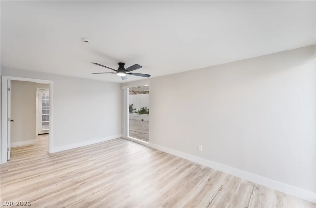 2550 Vegas Valley, Las Vegas, NV 89121
