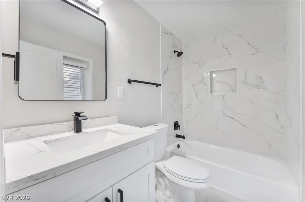 2550 Vegas Valley, Las Vegas, NV 89121