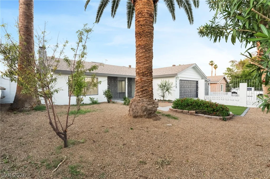 2550 Vegas Valley, Las Vegas, NV 89121