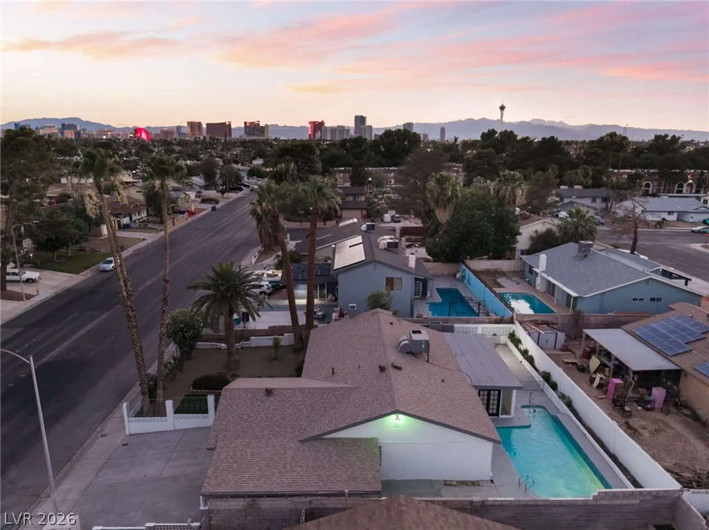 2550 Vegas Valley, Las Vegas, NV 89121