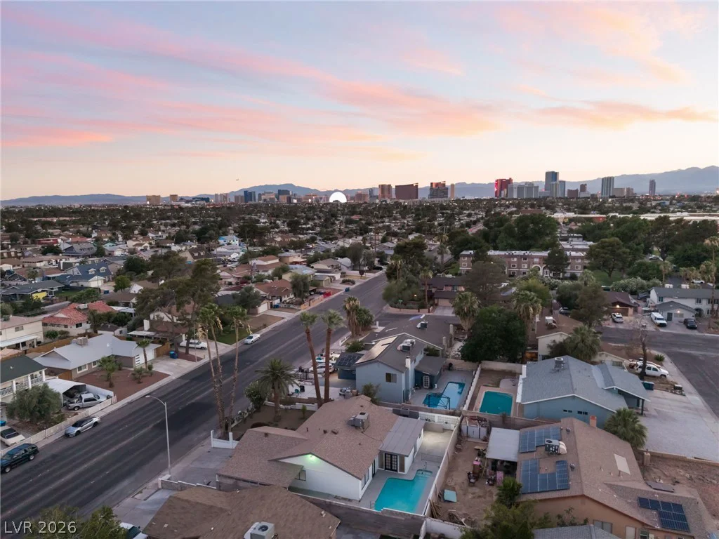 2550 Vegas Valley, Las Vegas, NV 89121