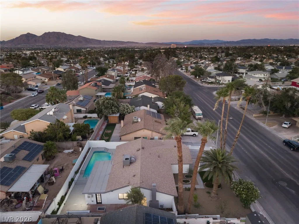 2550 Vegas Valley, Las Vegas, NV 89121