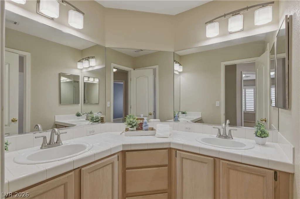 29 Olive Tree, Henderson, NV 89074