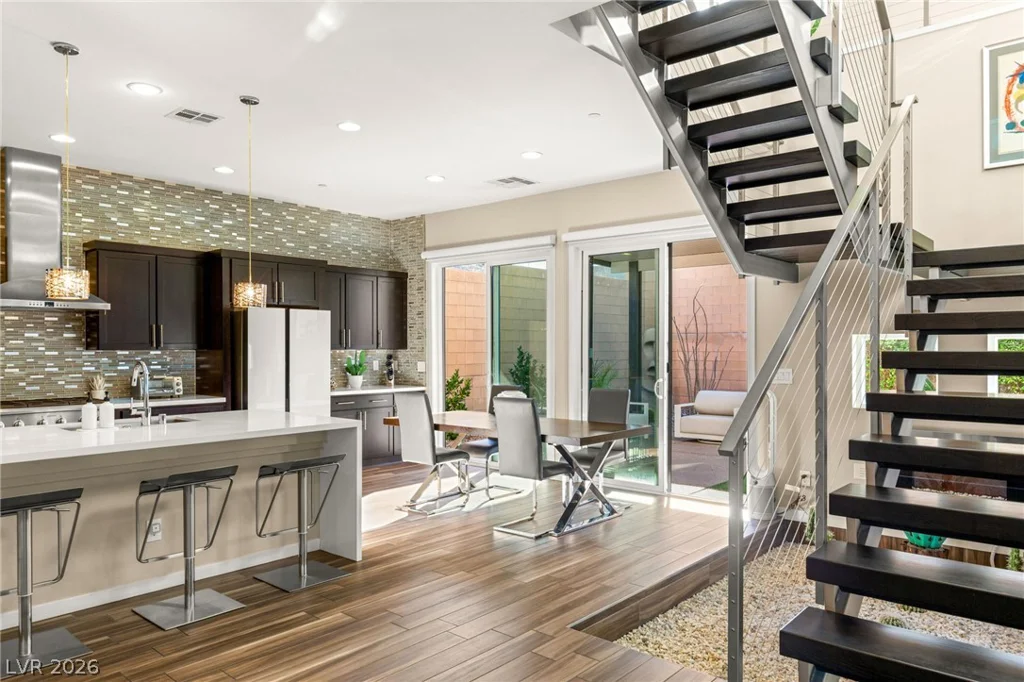 229 Glen Lee, Henderson, NV 89012