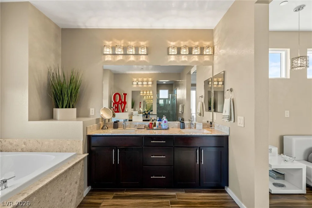 229 Glen Lee, Henderson, NV 89012