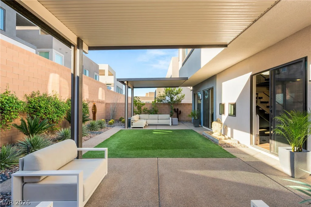 229 Glen Lee, Henderson, NV 89012