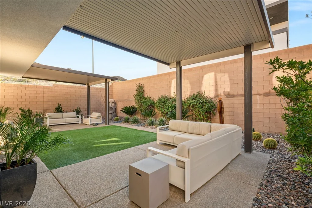 229 Glen Lee, Henderson, NV 89012