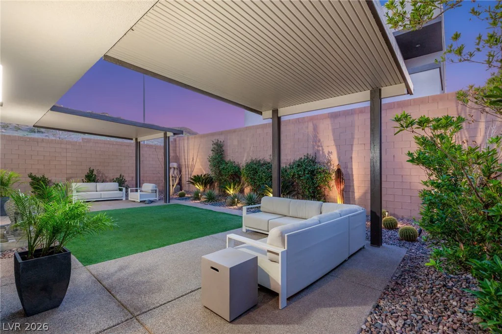 229 Glen Lee, Henderson, NV 89012