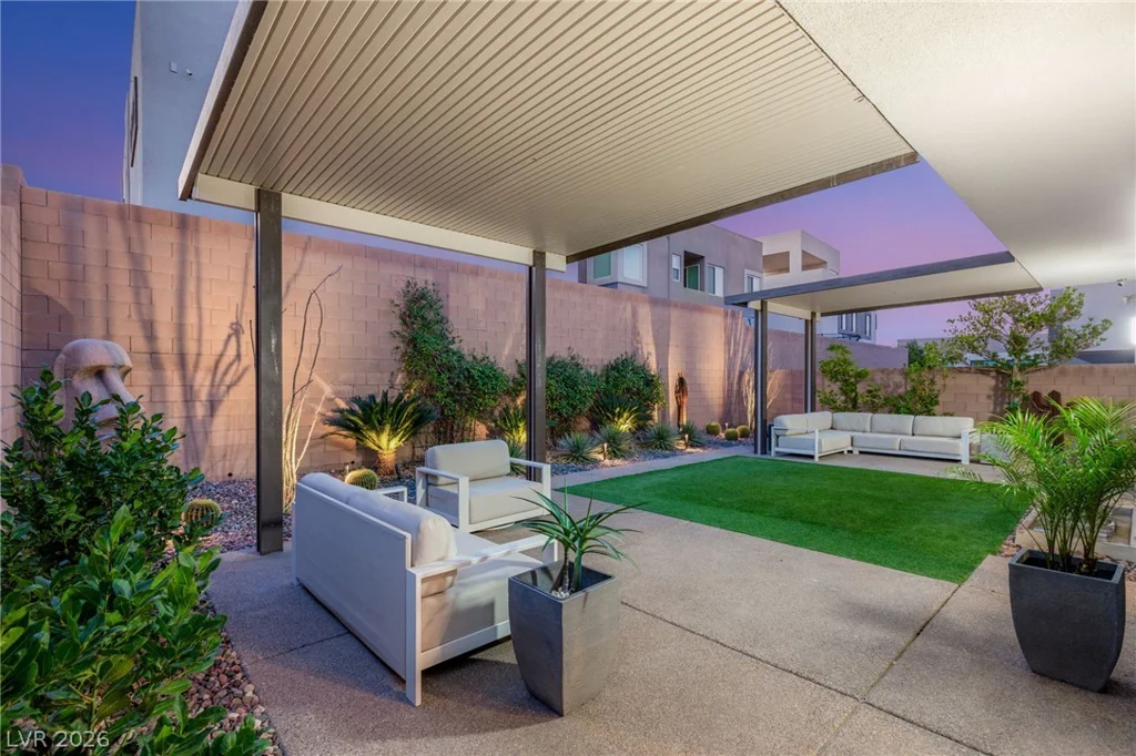 229 Glen Lee, Henderson, NV 89012