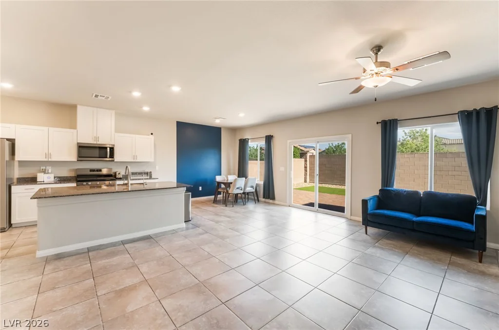 3803 Ramura, North Las Vegas, NV 89084