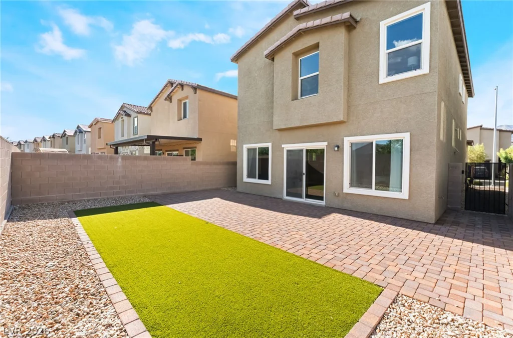 3803 Ramura, North Las Vegas, NV 89084