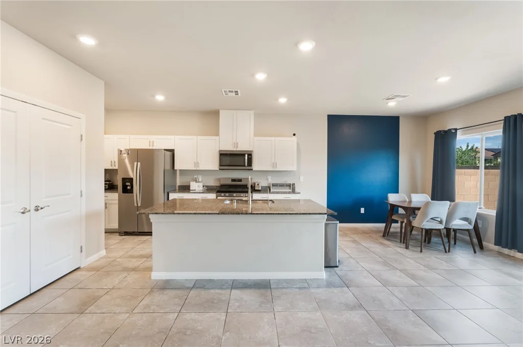 3803 Ramura, North Las Vegas, NV 89084