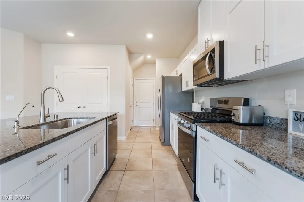 3803 Ramura, North Las Vegas, NV 89084