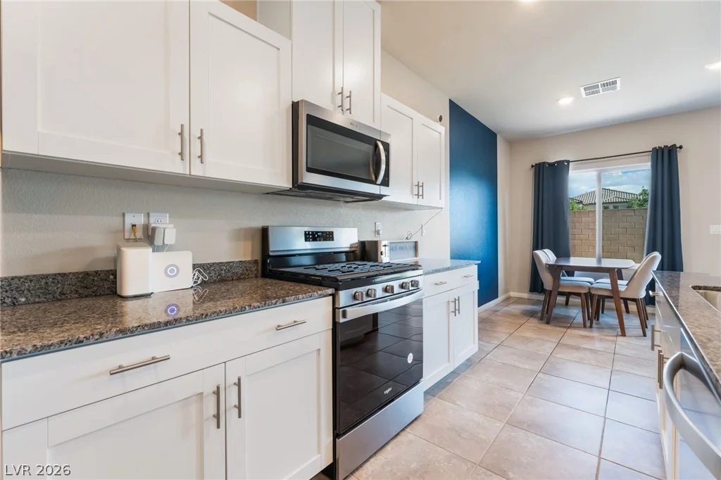 3803 Ramura, North Las Vegas, NV 89084