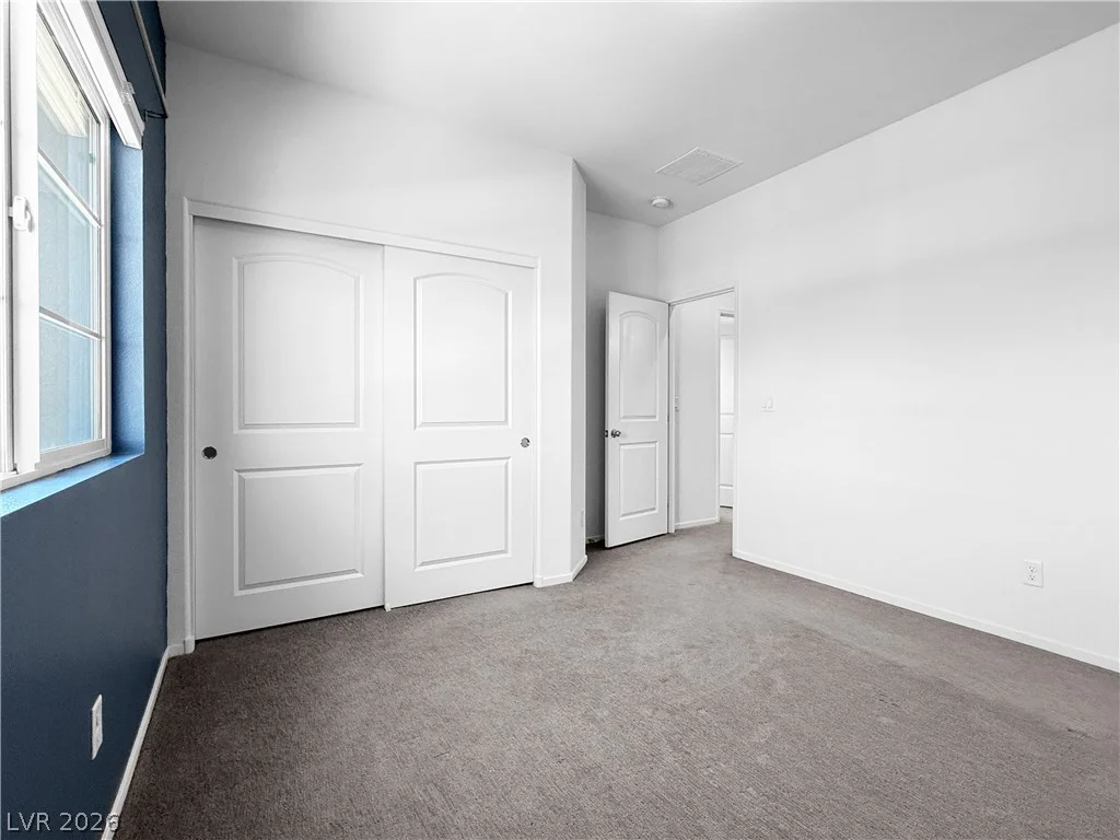 7709 Pyrenees Park, Las Vegas, NV 89113