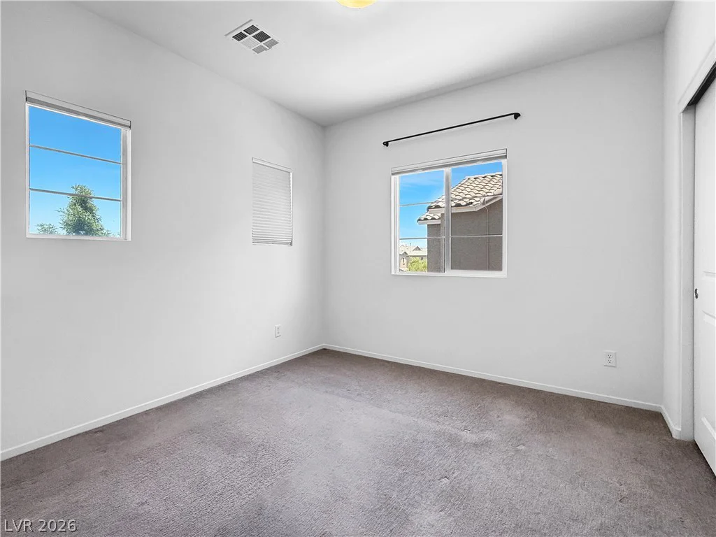 7709 Pyrenees Park, Las Vegas, NV 89113