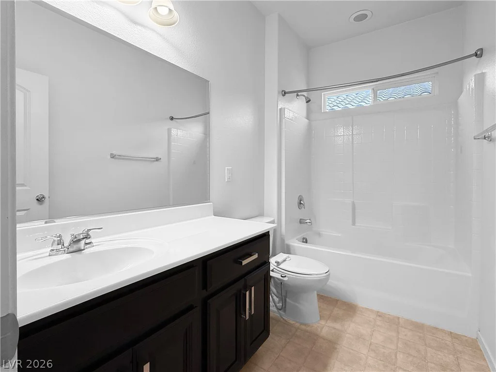 7709 Pyrenees Park, Las Vegas, NV 89113