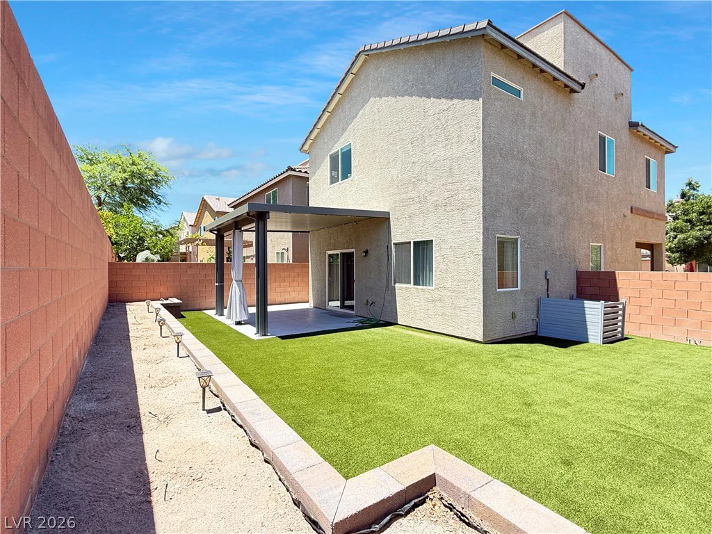 7709 Pyrenees Park, Las Vegas, NV 89113