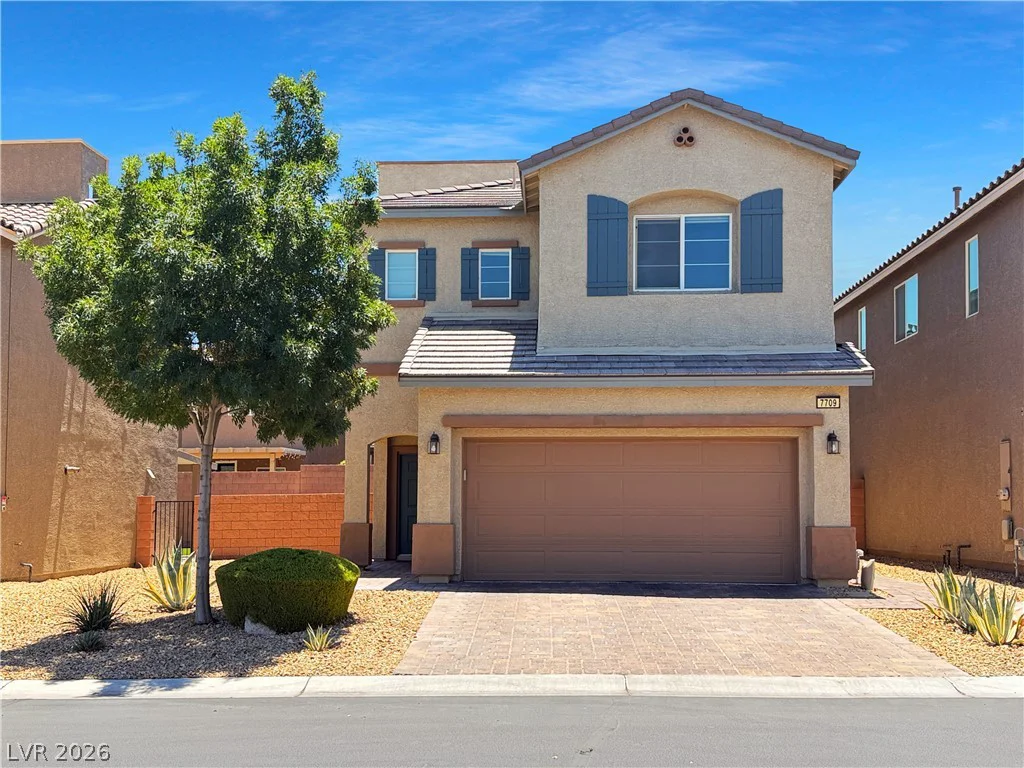 7709 Pyrenees Park, Las Vegas, NV 89113