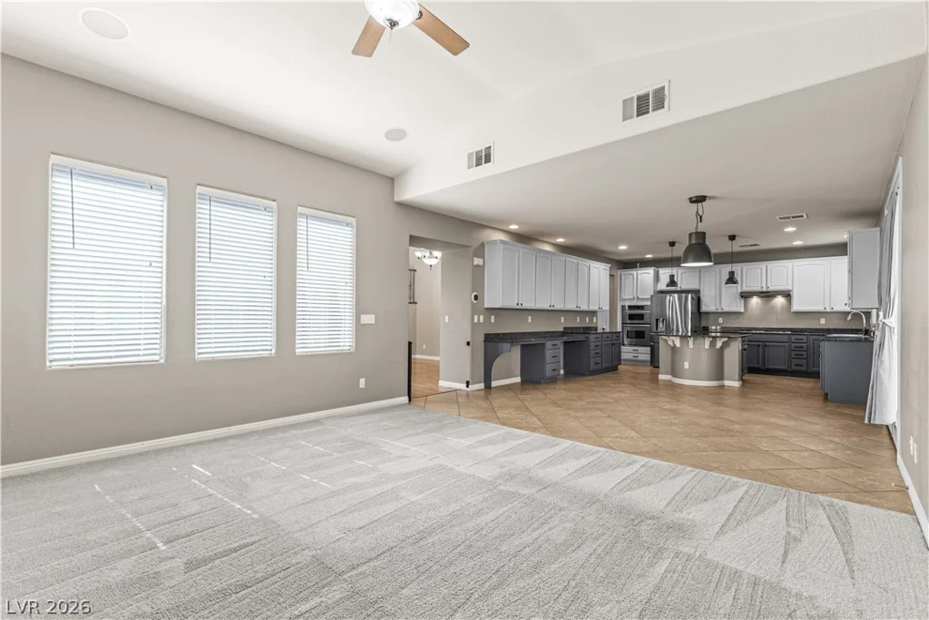 8220 Chimney Bluffs, North Las Vegas, NV 89085